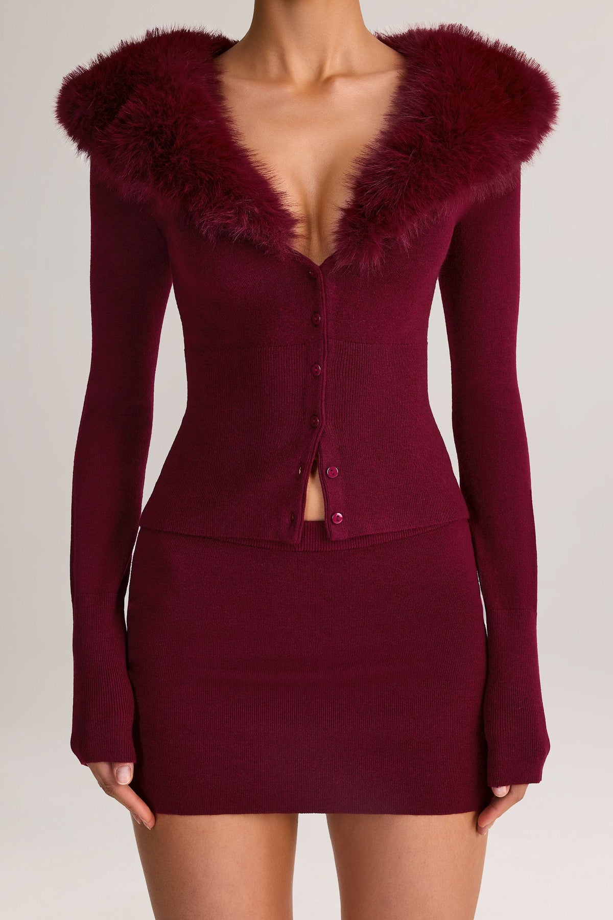 Knit Mid-Rise Mini Skirt in Wine