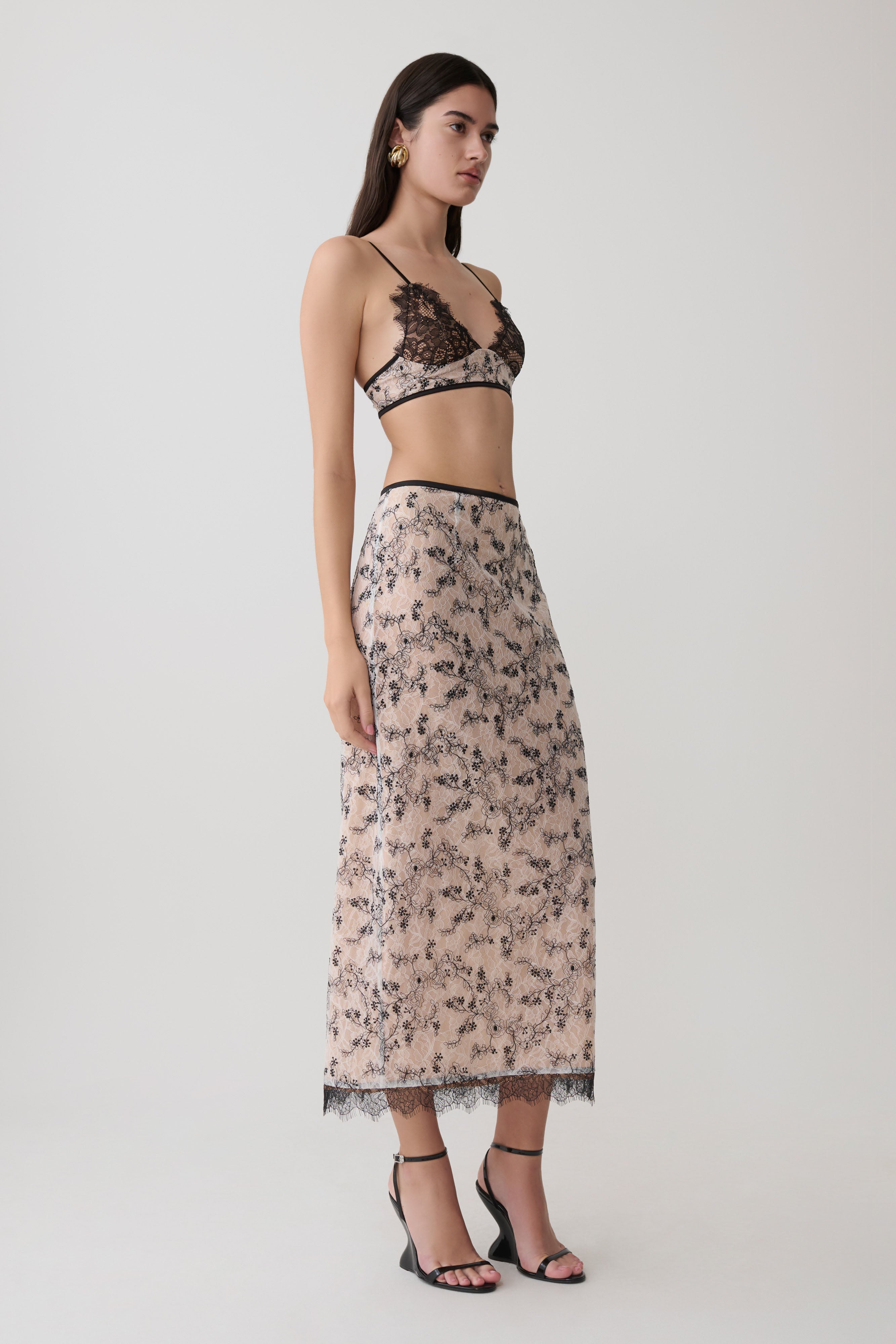 Kimberly Lace Sleeveless Crop Top - Nude Lace