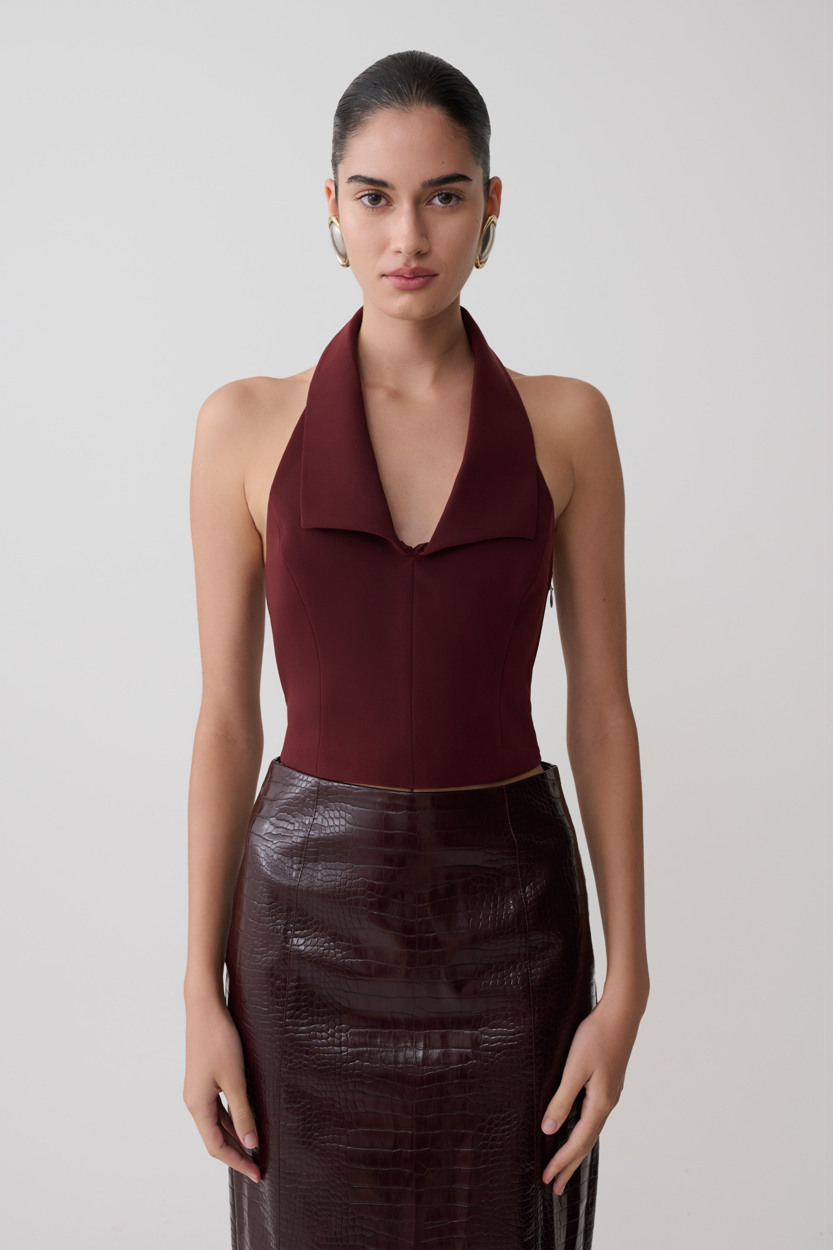 Calla Collared Sleeveless Halter Top - Merlot