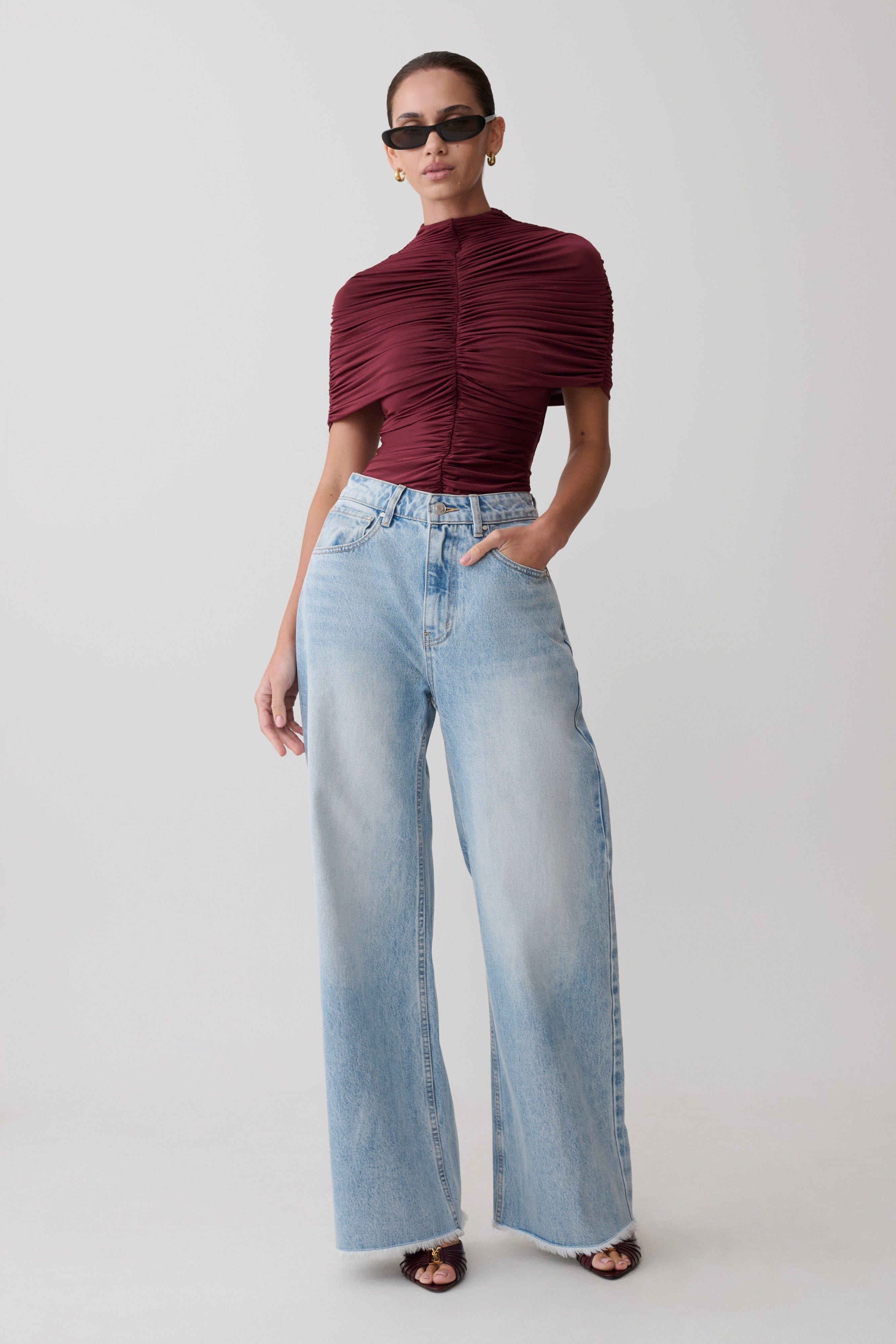 Sebastian Straight Leg Denim Jeans With Fray Hem - Washed Light Blue