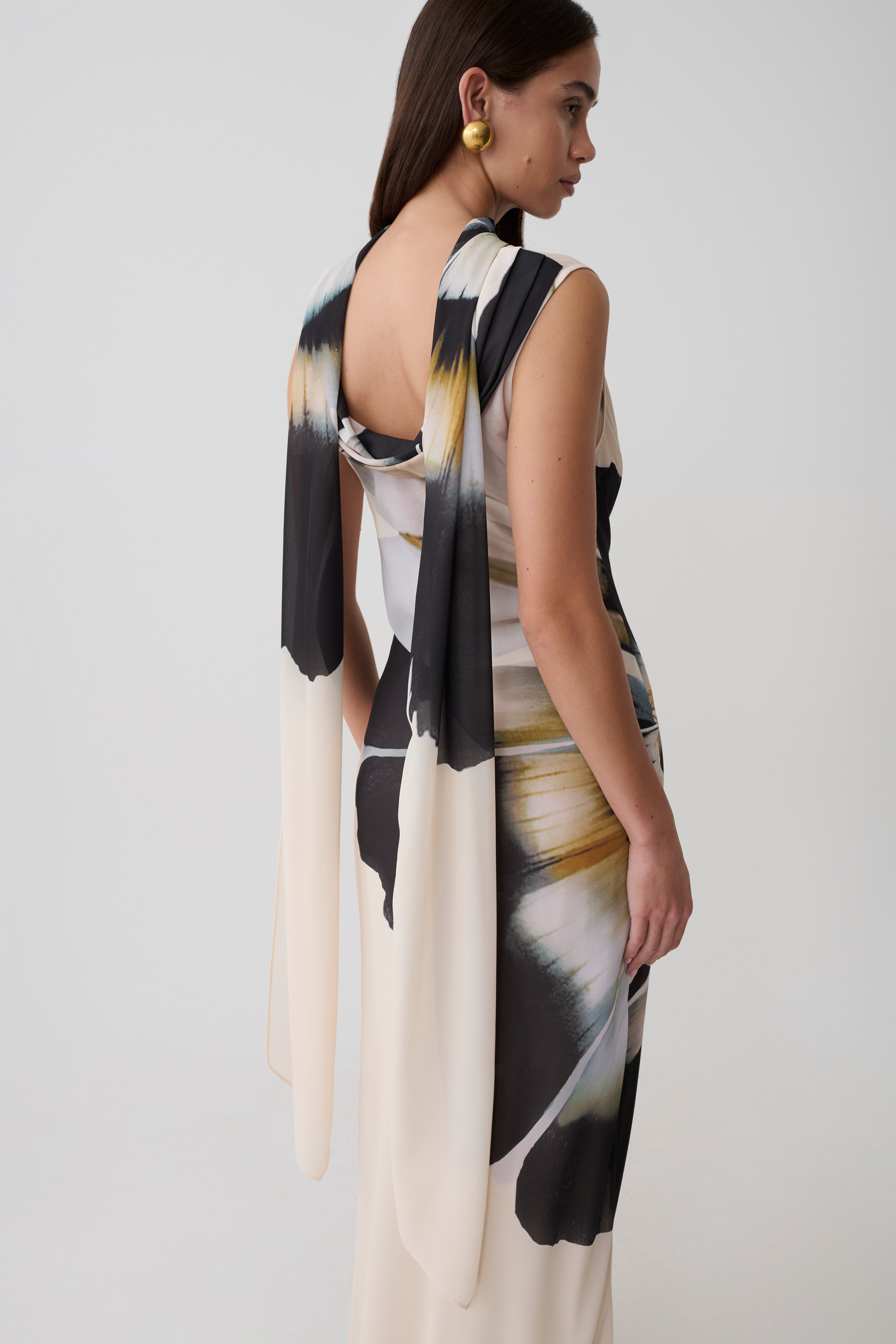 Dakota Chiffon Maxi Dress With Scarf - Ivory Oversized Floral Print