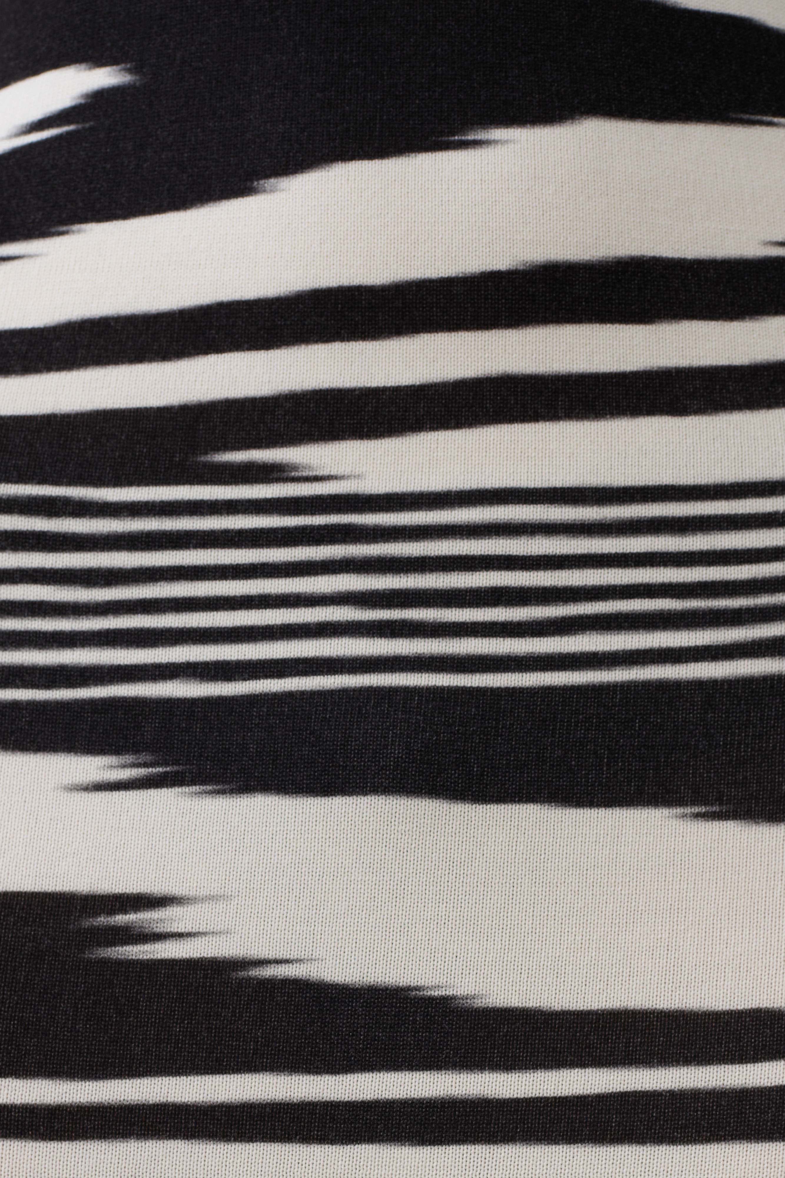 Ashtin Cross Front Knit Maxi Dress - Linear Shift Print