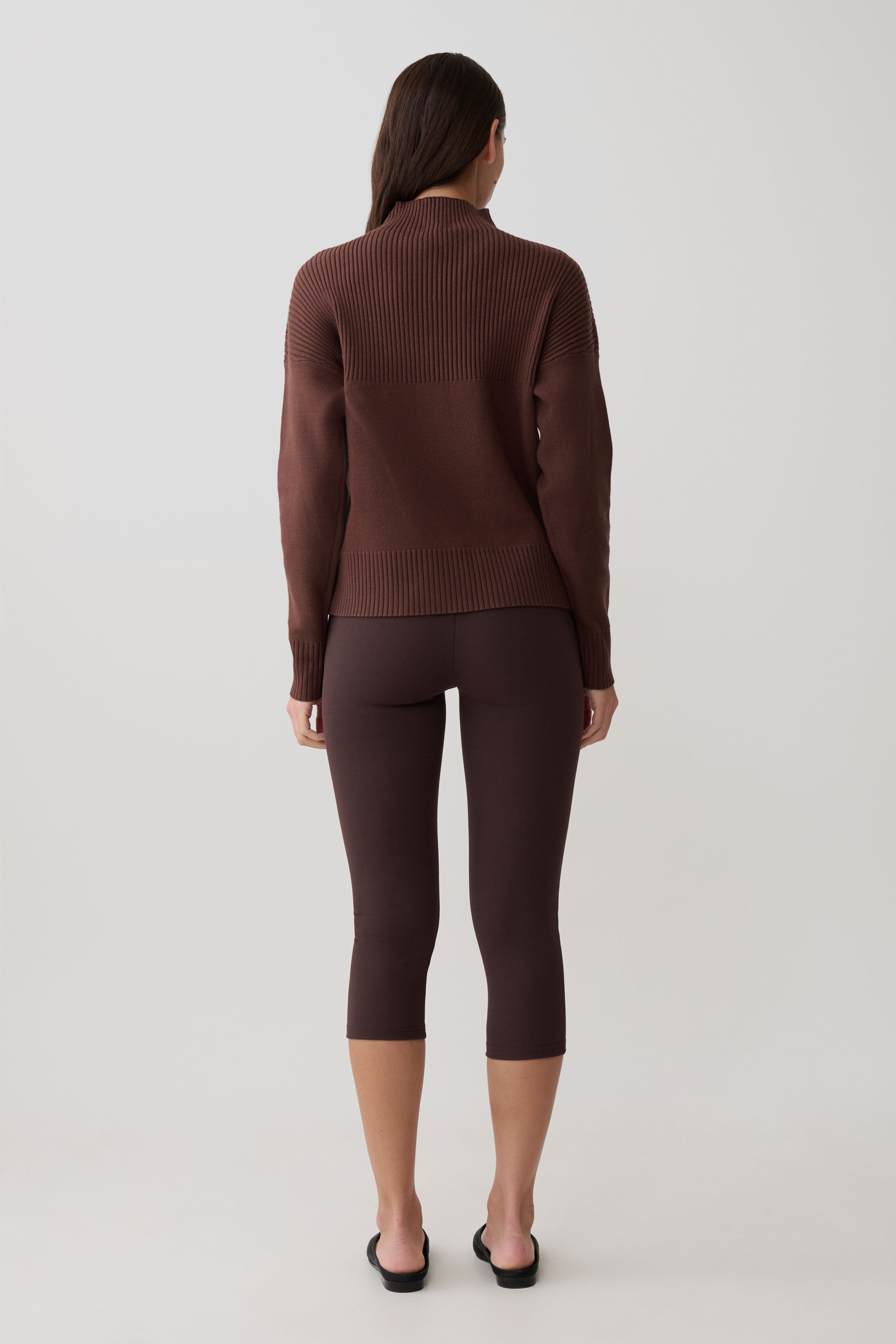 Stanley Ribbed High Neck Jumper - Chocolate