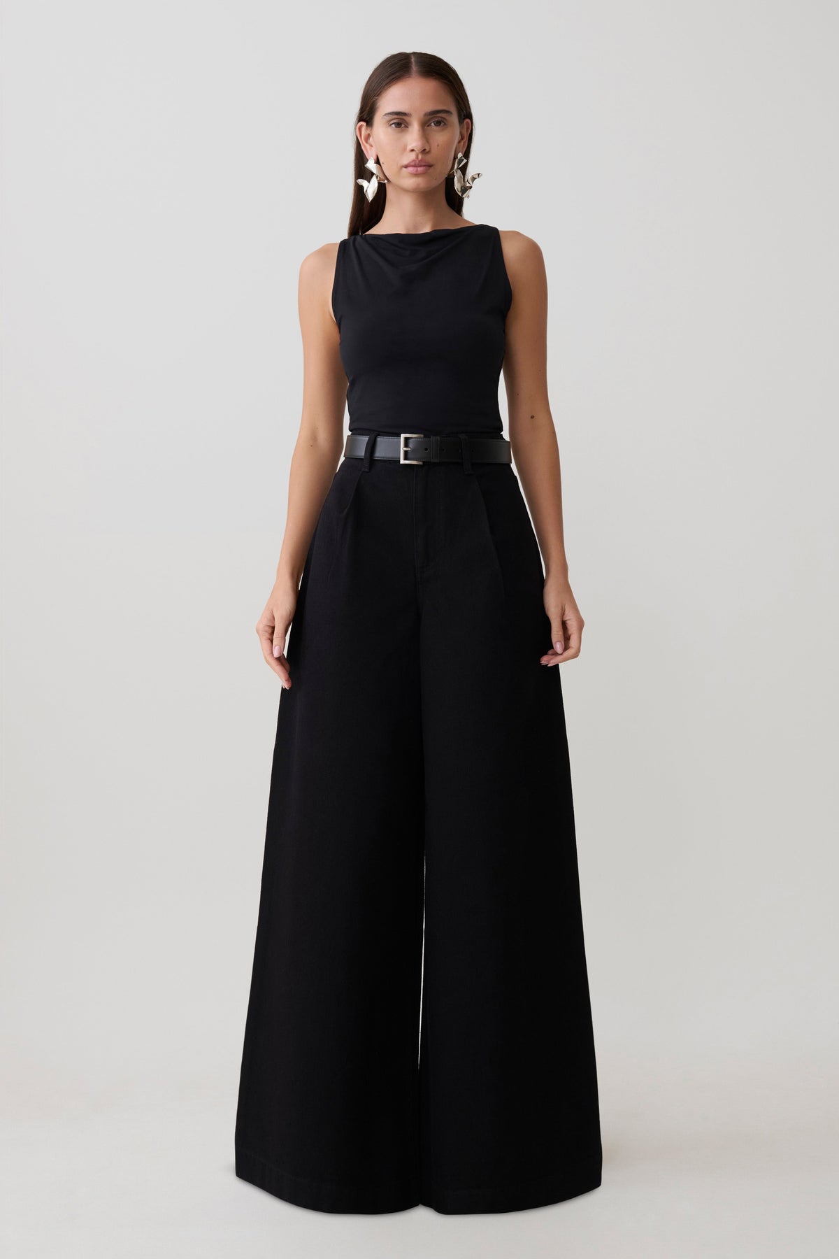 Bobby Oversized Jean With Front Pleat - Black